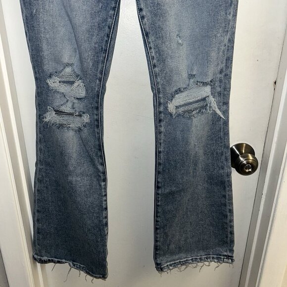 Buckle Black Light Blue Fit No 75 High Rise Shaping Distressed Bootcut Jeans 28 - Picture 4 of 11